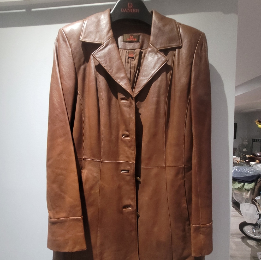 Brown trench leathet coat